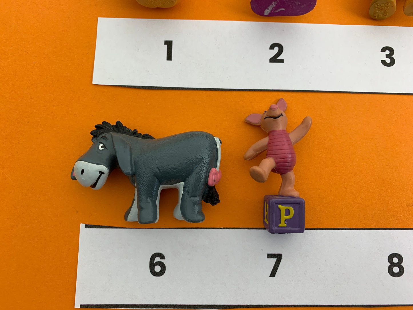 Winnie the Pooh figuren (vintage en sleutelhanger)