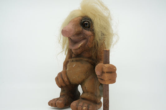 Nyform Troll oude man met stok  #120 Handgemaakt Noorwegen Noorse Trollen | Oude trol | Vintage trol