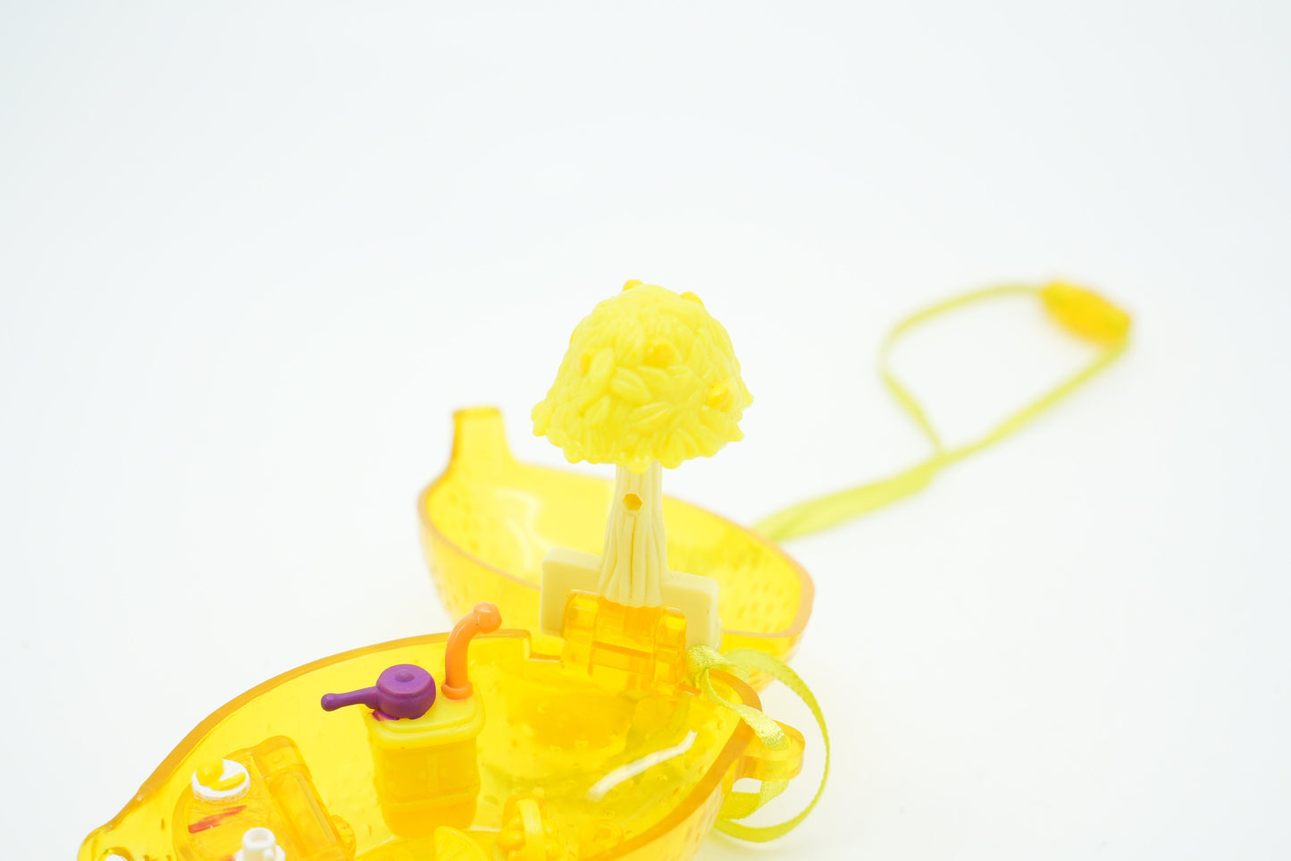 2000 Vintage Polly Pocket Fruit Surprise Lemon Compact ALLEEN Bluebird Speelgoed (46975)