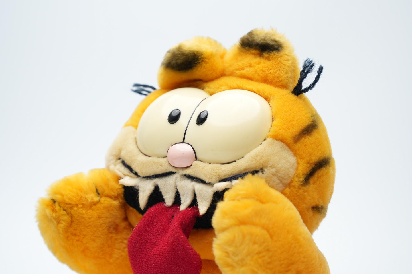 Vintage Garfield Knuffel met scherpe tanden – 22 cm (8,7 inch)