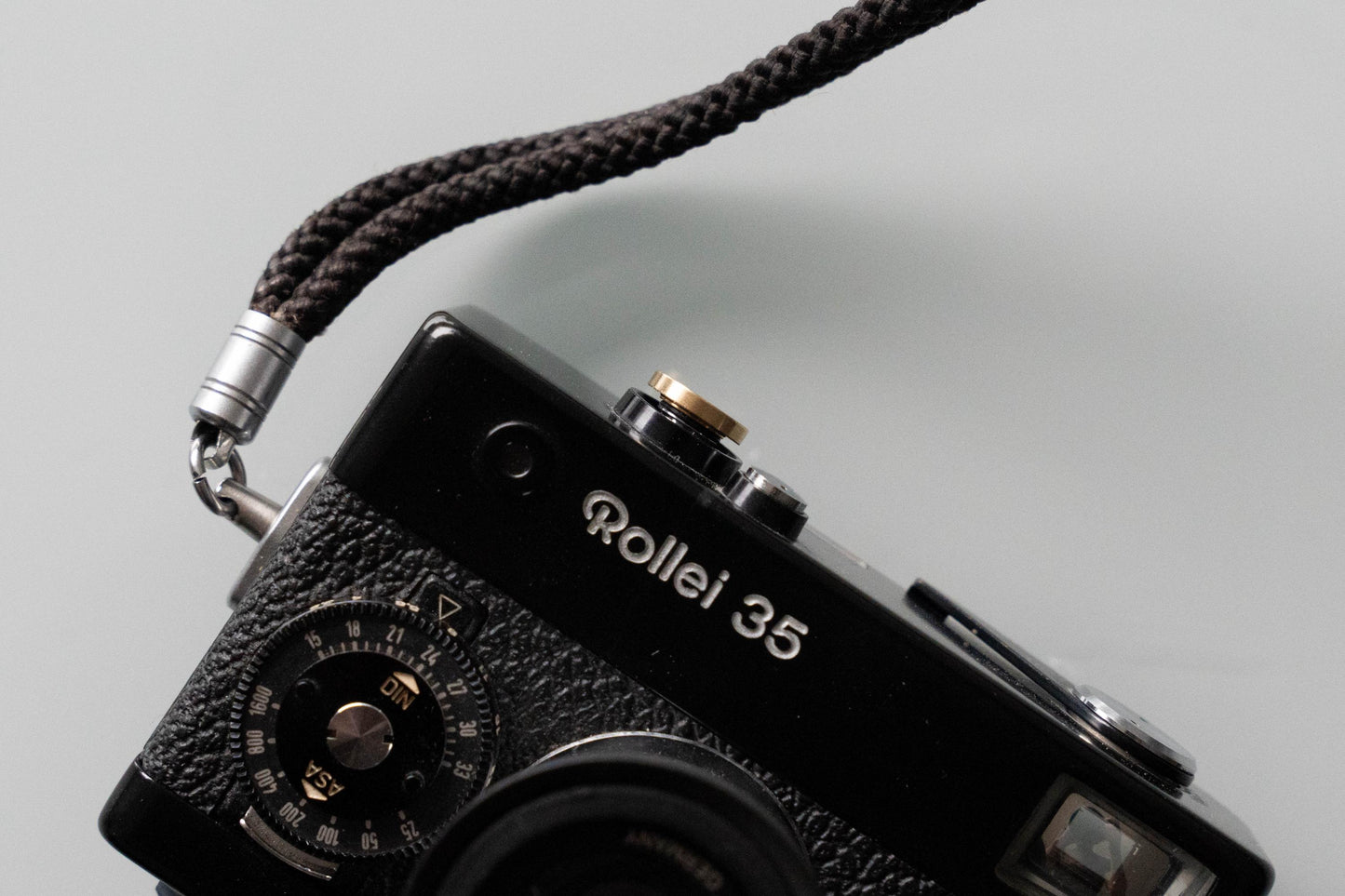 Laser gegraveerde ontspanknop voor jouw camera