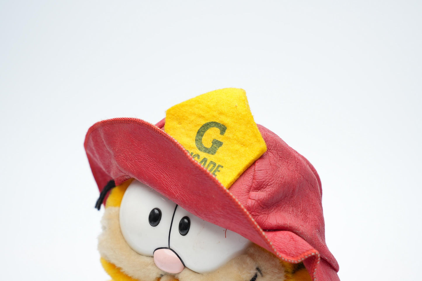 Garfield Pluche Knuffel met Brandweerhelm – 22 cm (8,7 inch) – Vintage 1981