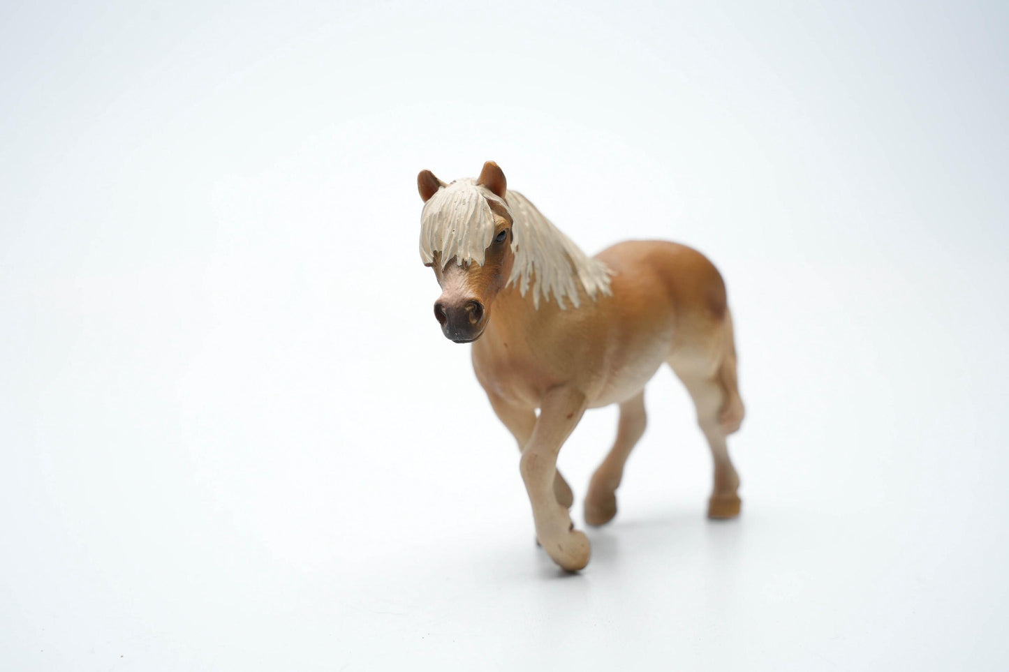 Schleich 13606 Haflinger Merrie – 10 cm (ca. 4 inch) – 2006 – Vintage Paardenfiguur