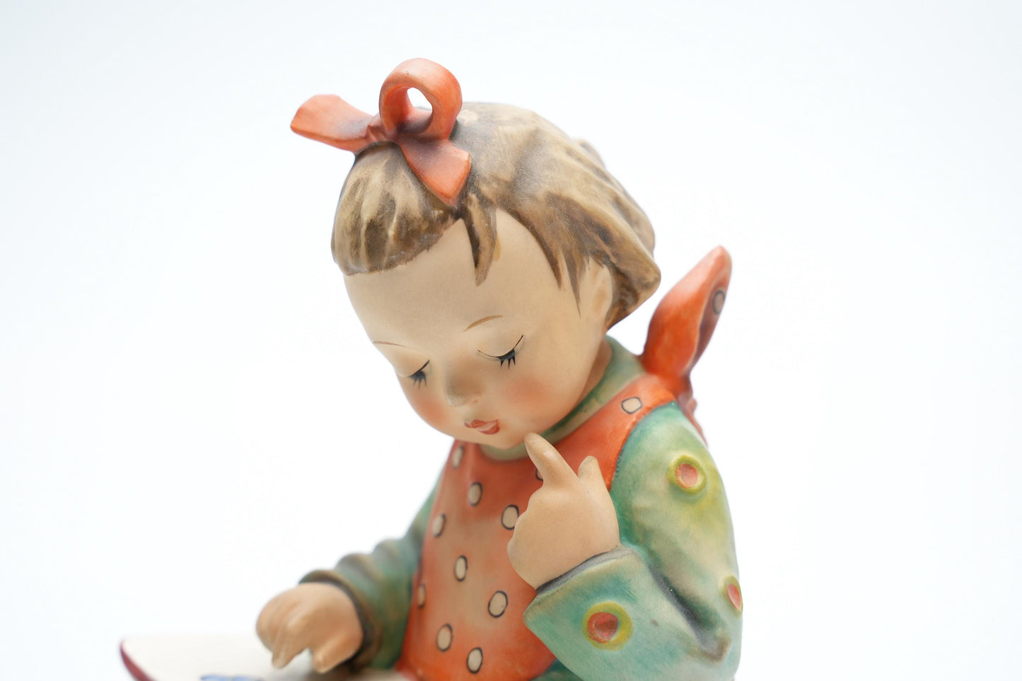 Vintage Hummel Beeldje 'Meisje met Boek' - TMK-6 (14 cm / 5,5 inch)