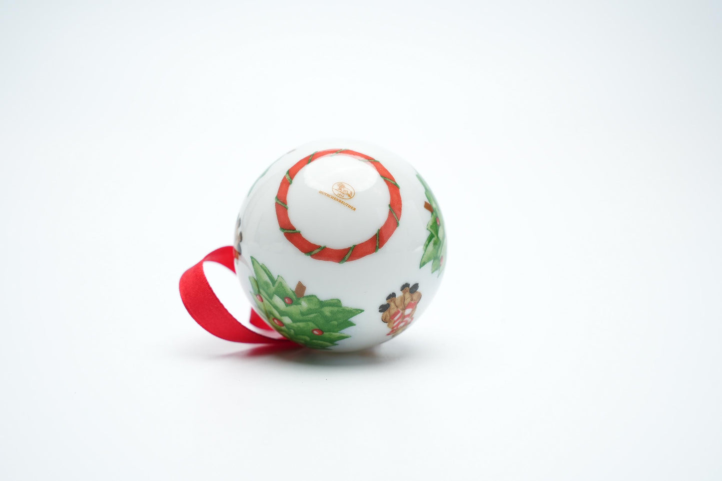Hutschenreuther Kerstbal Porselein - Rendier en Kerstboom Ontwerp