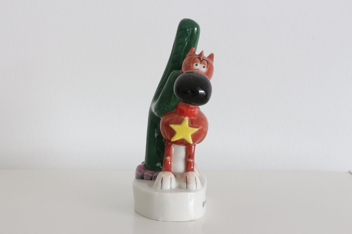 Rantanplan van Lucky Luke speciale porseleinen editie gemaakt in het jaar 2000