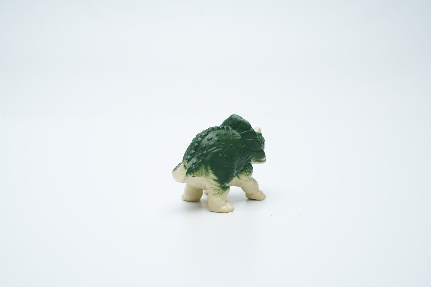 Jurassic Park Triceratops Hatchling 1993 Kenner vintage figuur
