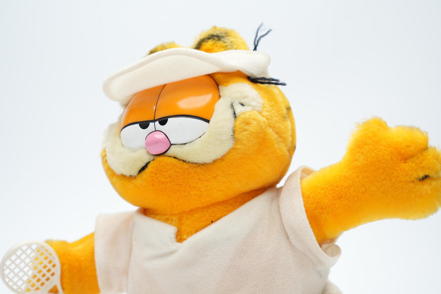 Vintage Garfield Knuffel – Tenniseditie met Racket, 25 cm (9,8 inch)