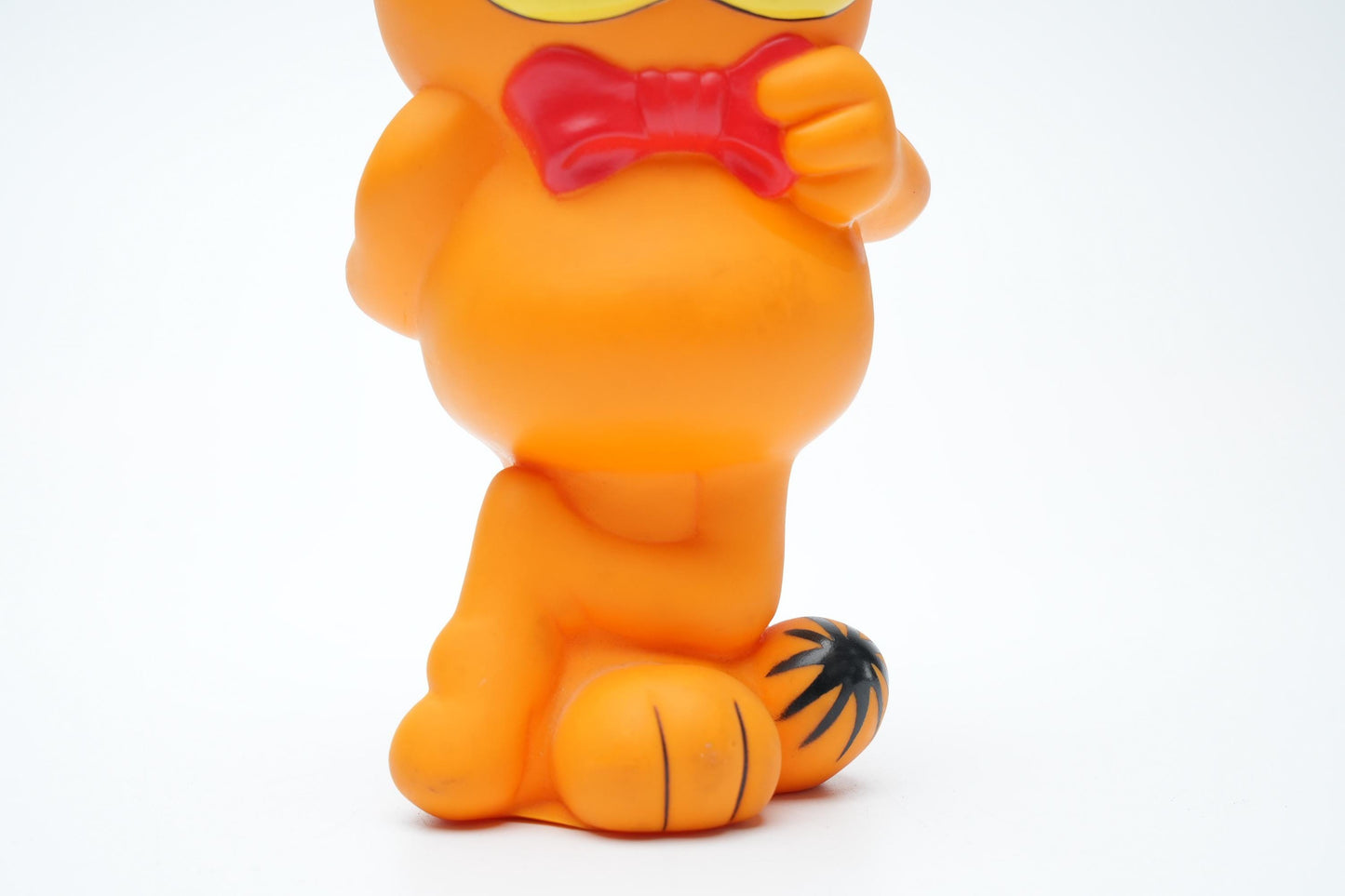 Vintage Garfield Spaarpot met Strik - United Feature Syndicate Inc. & Paws (1981)