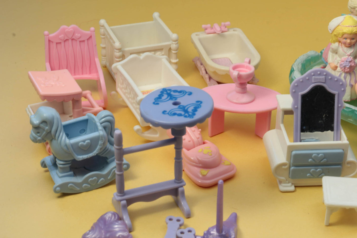 Fisher Price Precious Places Magnetic Key Mansion Dollhouse  | Precious places figuren|