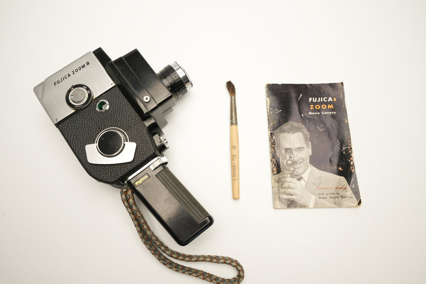 Fujica Zoom 8 + kist + handleiding