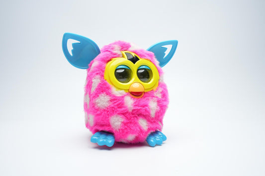 Schattige Vintage Furby – Spraakzaam en Interactief Speelkamermaatje