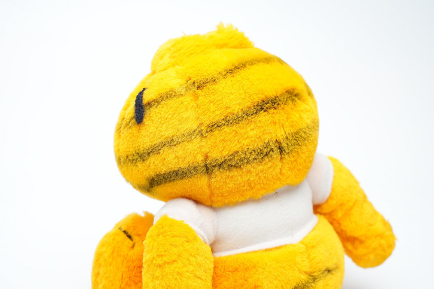 Garfield Knuffel – 18 cm (7,1 inch) – "I Hate Mondays" – United Feature Syndicate