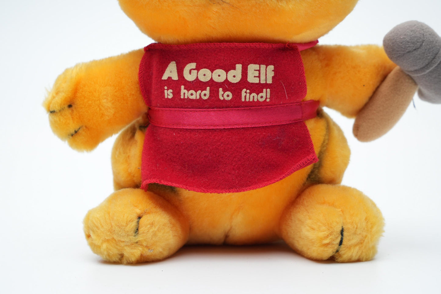 Vintage Garfield Knuffel in Kerstoutfit - United Feature Syndicate Inc. & Paws (1981)